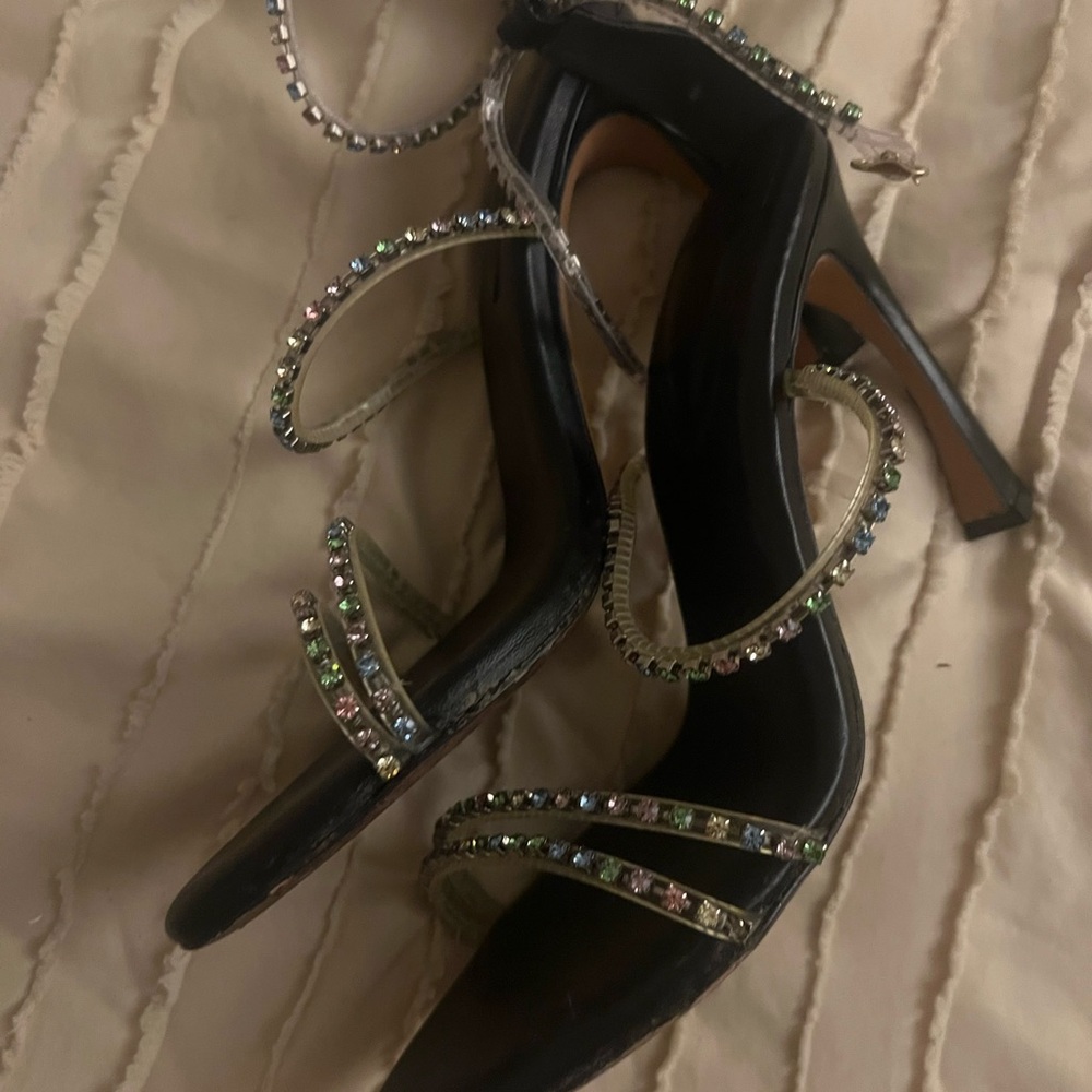 DESIGNER SANDALS - Picture 2 of 5